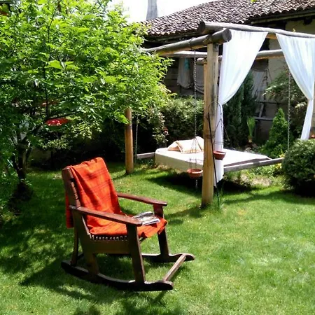 The Gates Apartman Koprivstica