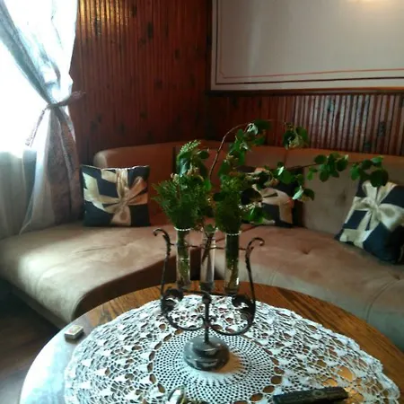 Apartman The Gates Koprivstica